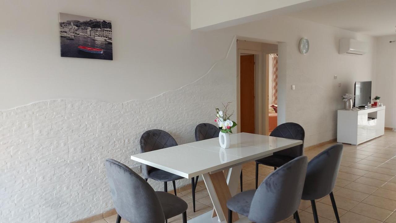 Nissi Golden Sands Sea View 2 Bedroom Apartment Ayia Napa Eksteriør billede
