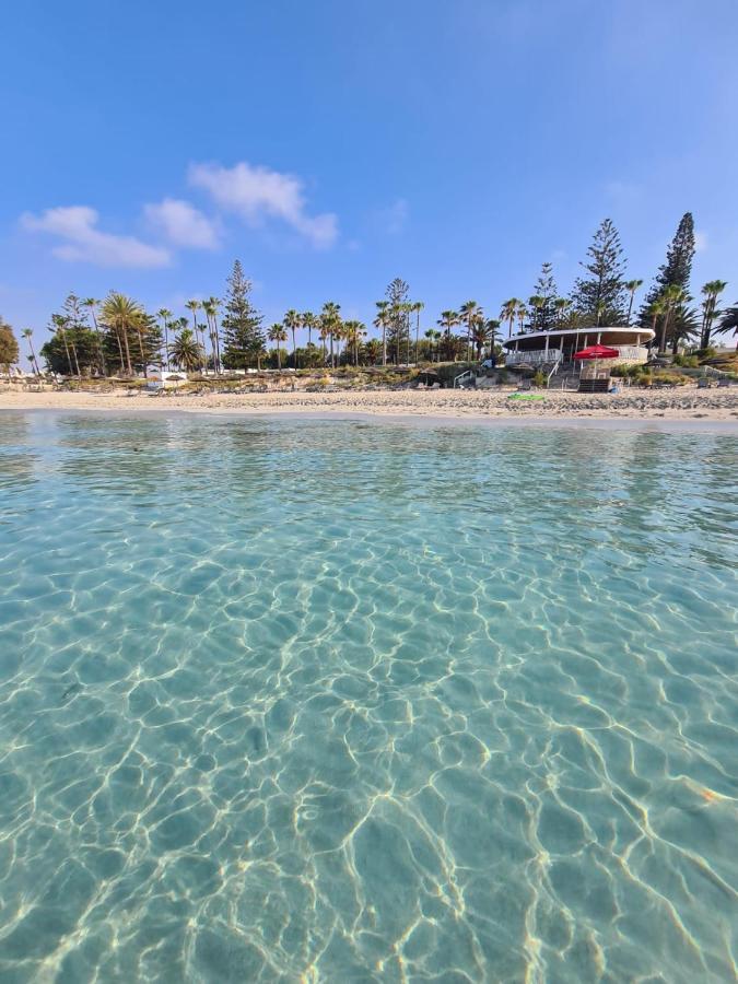 Nissi Golden Sands Sea View 2 Bedroom Apartment Ayia Napa Eksteriør billede